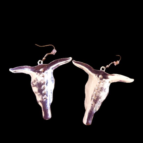 Large bull cow head Southwestern Western cow girl dangle earrings - Picture 8 of 8